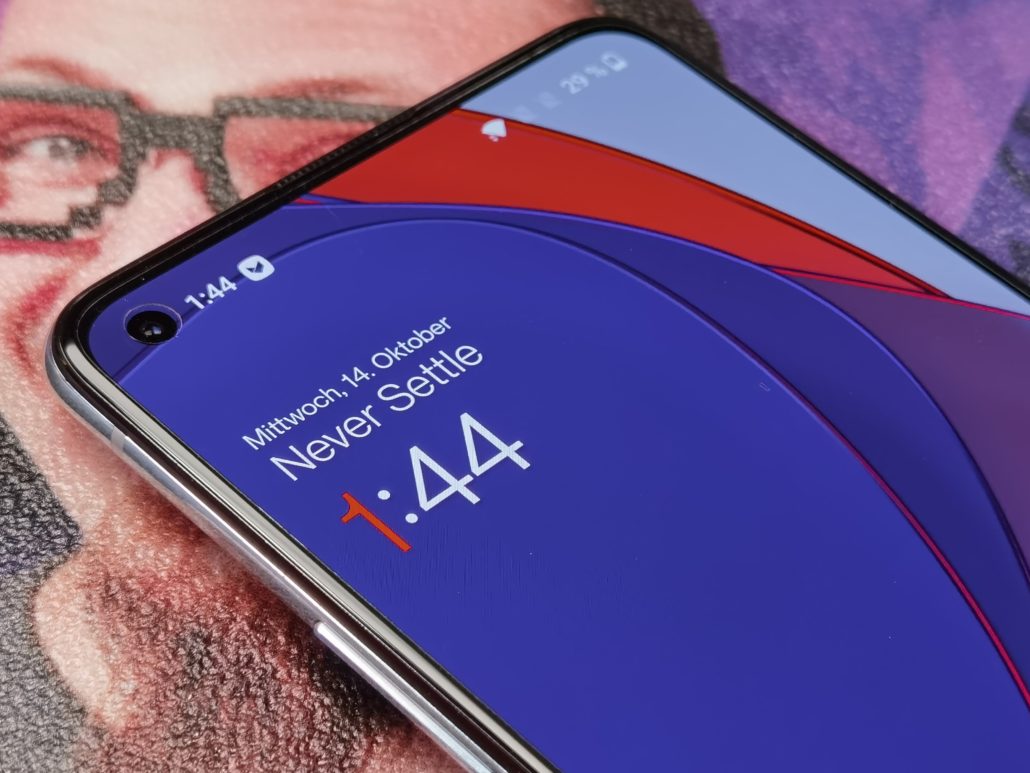 OnePlus 8T Ansicht Display oben