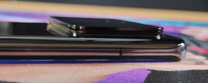 Xiaomi Mi 11 Ultra dicker Kamerabuckel, seitliche Ansicht