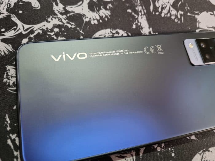 Vivo V21 Test Ansicht Rückseite  Logo