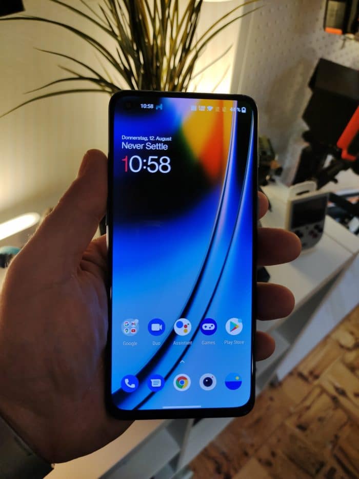 OnePlus Nord 2 Test Vorderansicht