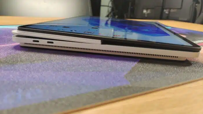 Microsoft Surface Laptop Studio USB-Typ-C 4.0/ Thunderbolt