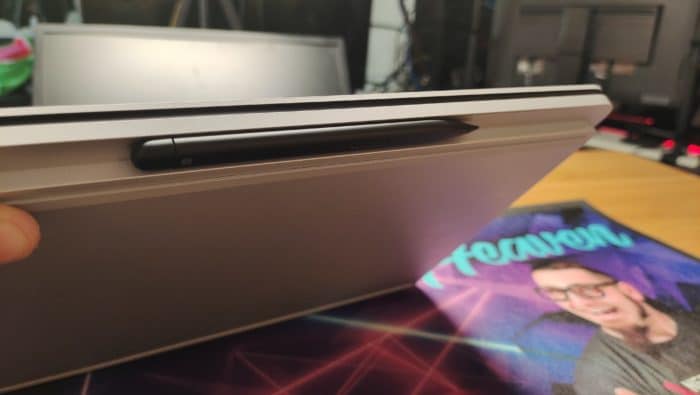 Microsoft Surface Laptop Studio magnetische Aufnahme Surface Pen 2