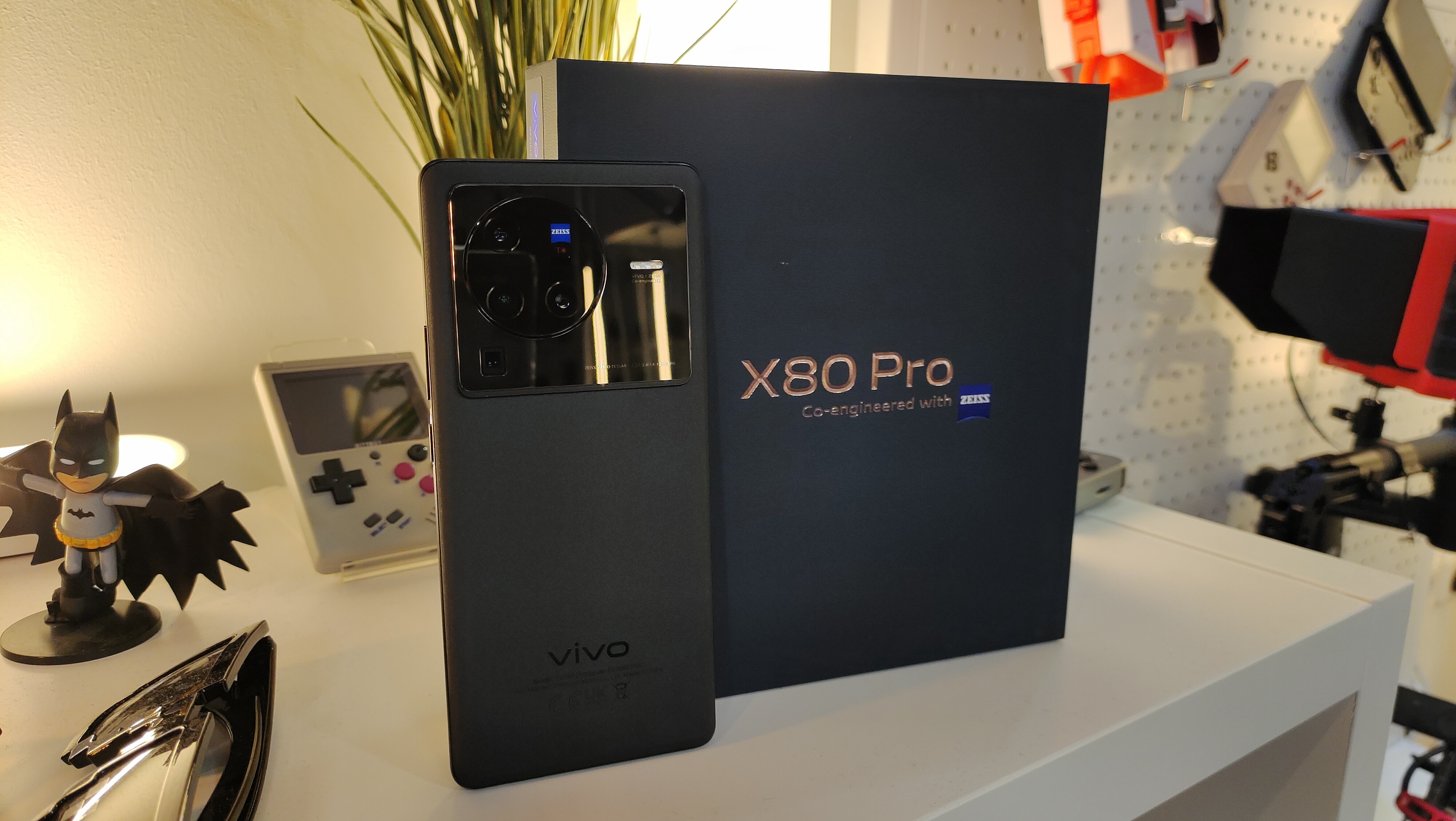 Vivo X80 Pro Rückseite & Verpackung