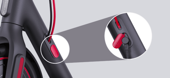 Xiaomi Electric Scooter 4 Pro magnetischer Ladeverschluss