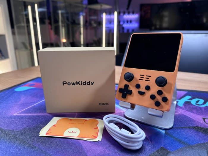 Powkiddy RGB20S Retro Handheld Verpackungsinhalt