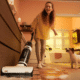 Roborock Dyad Pro ab 349€ – Nass-Wisch-Akkusauger mit mehr Leistung und App (17000 Pa, App, 43 Min. Laufzeit)