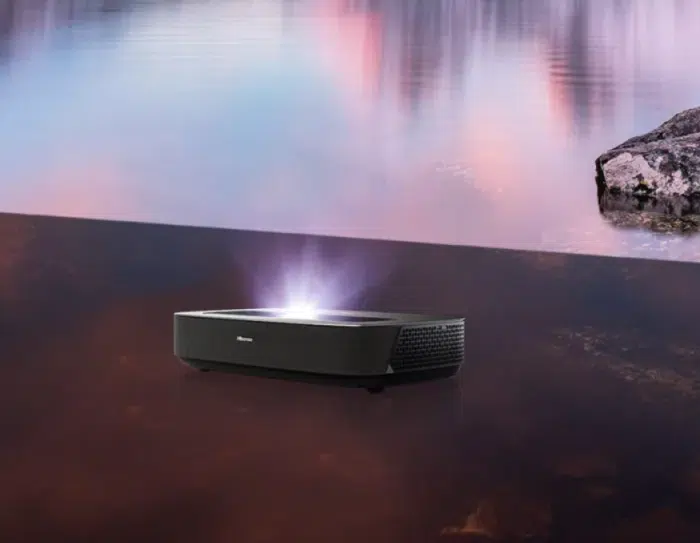 Hisense PL1 4K Ultrakurzdistanz-Beamer