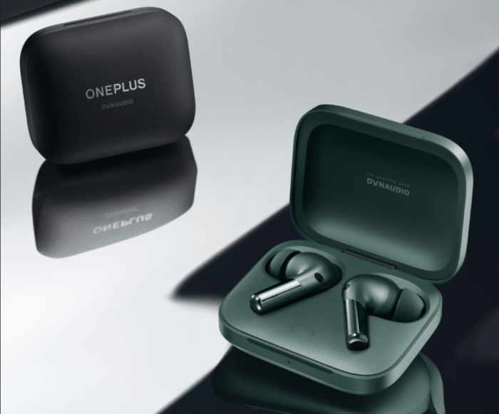 OnePlus Buds Pro 2 in black or green