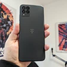 Telekom T Phone / Pro Kurztest & Review Rückseite