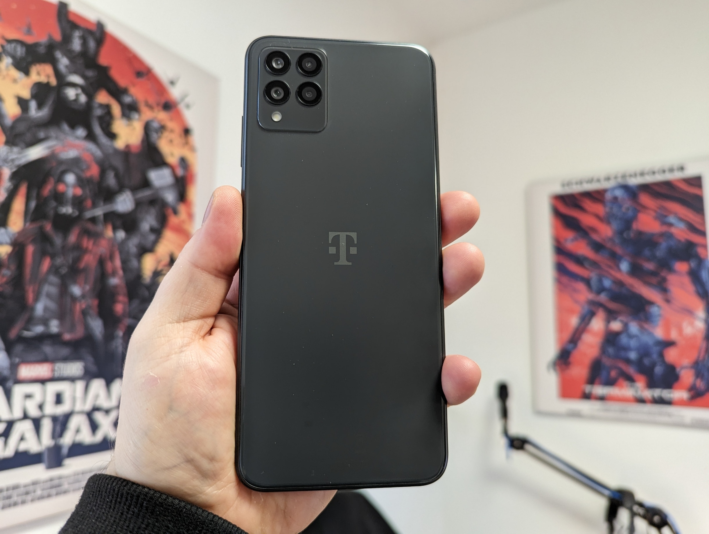Telekom T Phone / Pro Kurztest & Review Rückseite