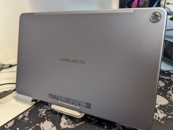 Teclast T50 Test & Review Aluminium Rückseite