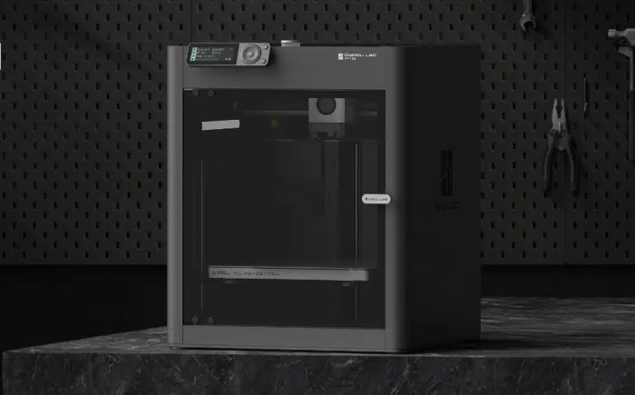 Bambu Lab P1s Drucker mit Gehäuse