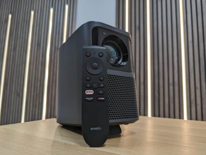 Emotn N1 Full-HD Beamer Kurztest Fernbedienung & Beamer