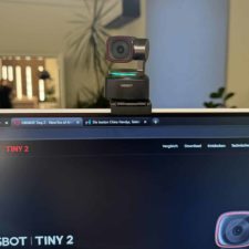 OBSBOT Tiny 2 Auf Monitor