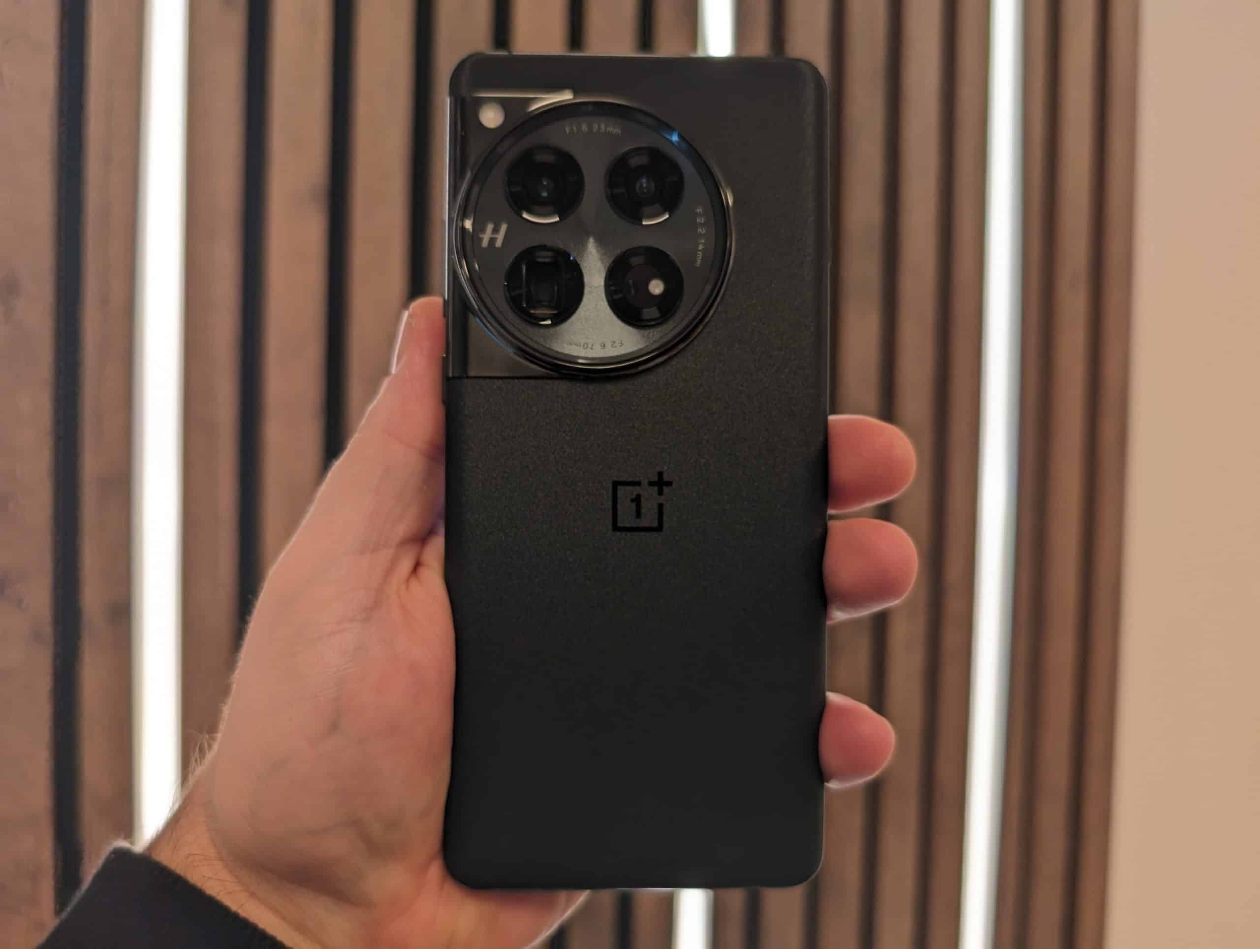 スマートフォン本体 OnePlus 12 1TB SnapDragon gen3 oneplus-12-24gb1tb.jpg