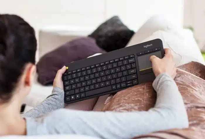Logitech K400 Plus