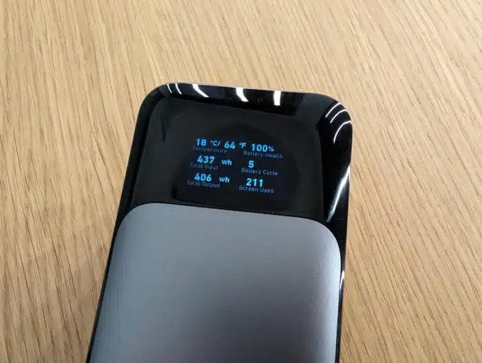 Anker 737 PowerCore 24K Display