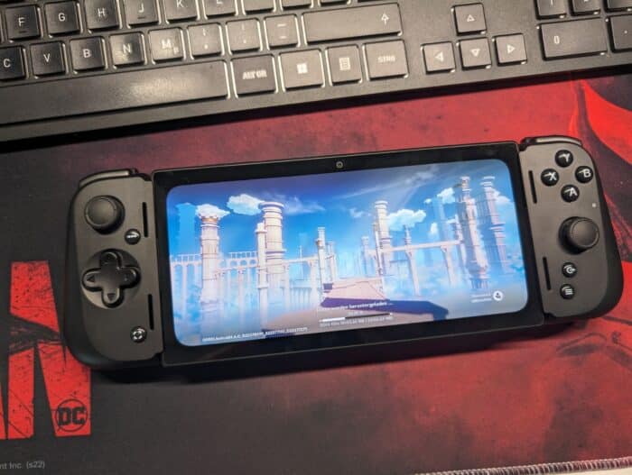 Razer Edge +Kishi V2 Pro Controller
