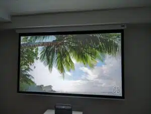 WANBO DaVinci 1 Pro Bildqualität abgedunkelter Raum