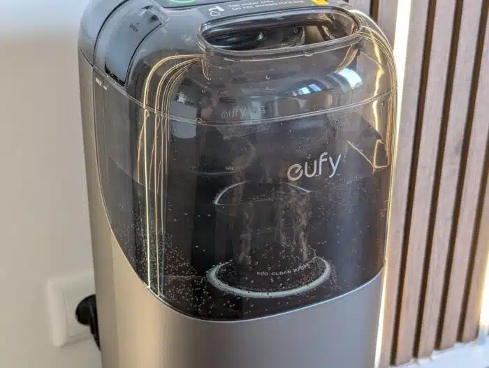 eufy S1 Pro Ozongenerator im Wassertank