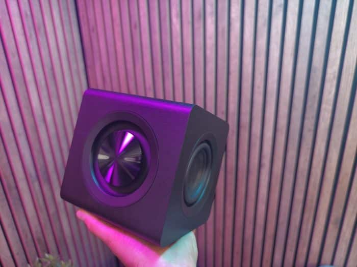 Creative Pebble X Plus
Subwoofer