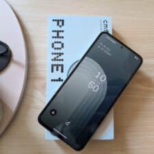 Nothing CMF Phone 1 Gehäuse und Verpackung
