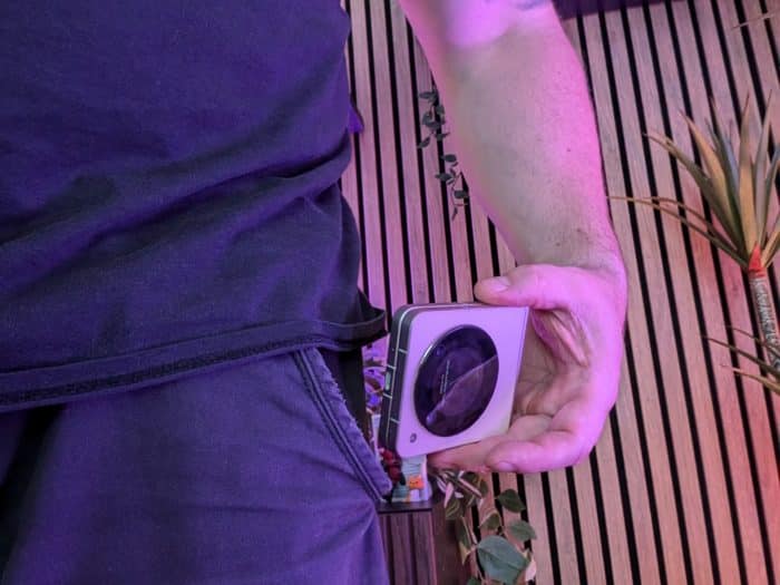 Nubia Flip 5G klein und fein