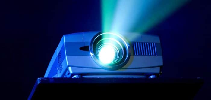 Lampen-, LED,- Laserprojektoren