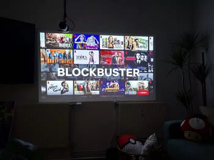 XGIMI Elfin Flip Netflix