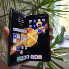 Honor Magic V3