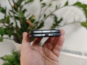 Infinix Zero Flip