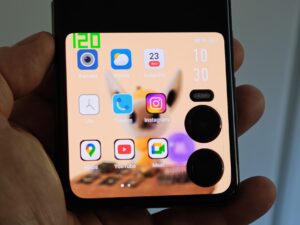 Infinix Zero Flip