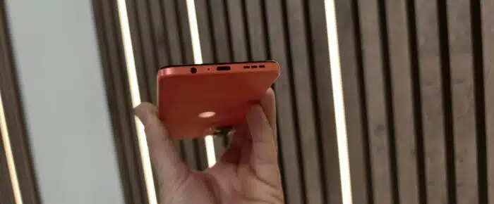 Motorola moto g35 5G
Unterseite