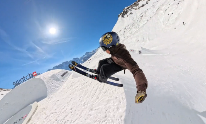 Insta360 X5