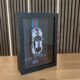 Porsche GT3R Wanddisplay ab 27,59€ – Motorsport fürs Bastelzimmer (Maßstab 1:32, Metallkarosserie, Klappen zum Öffnen, Wandaufhängung)