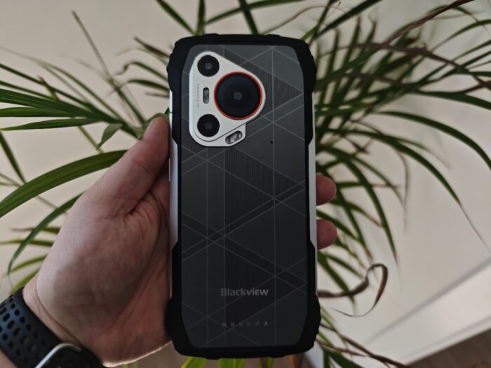 Blackview BL7000
