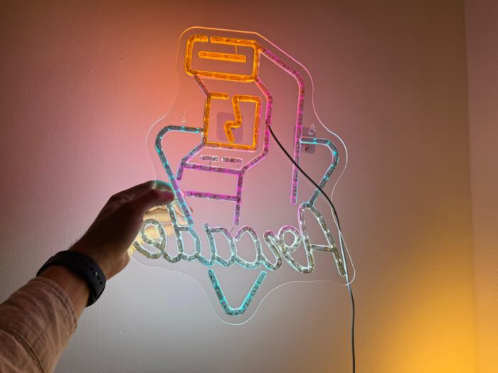 LED-Neonschild
Rückseite