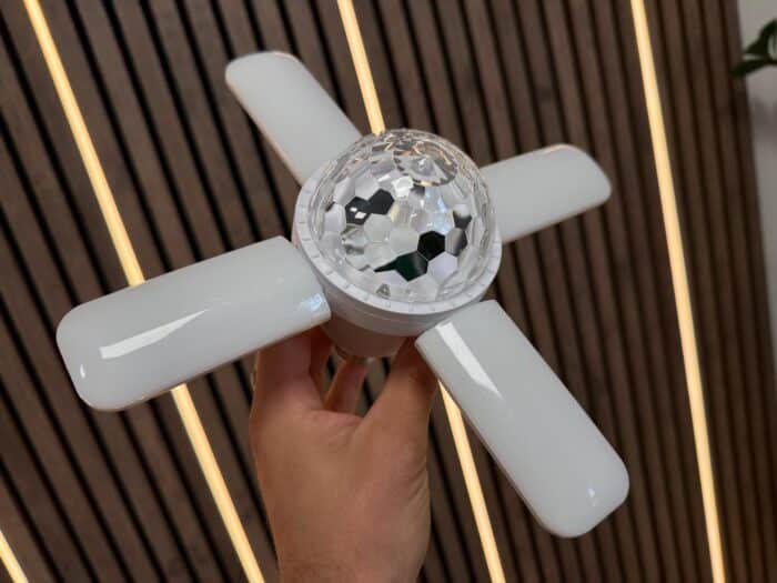 RGB-Lampe mit E27-Fassung