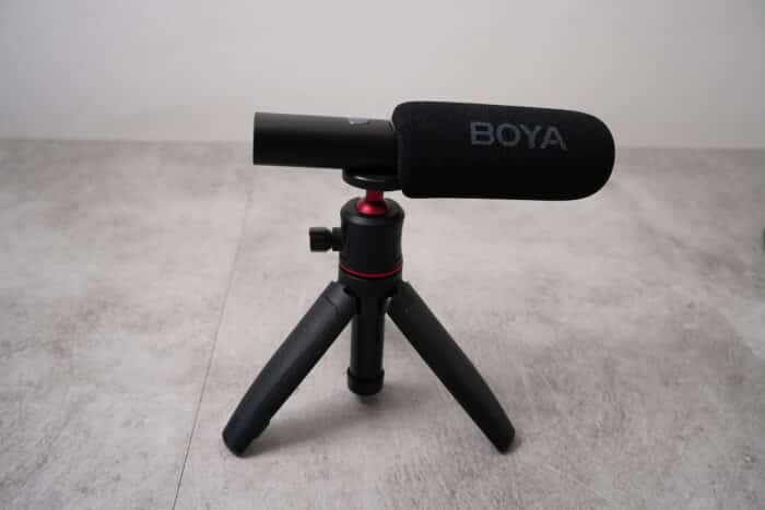 BOYA Magic
Als Tischmikrofon