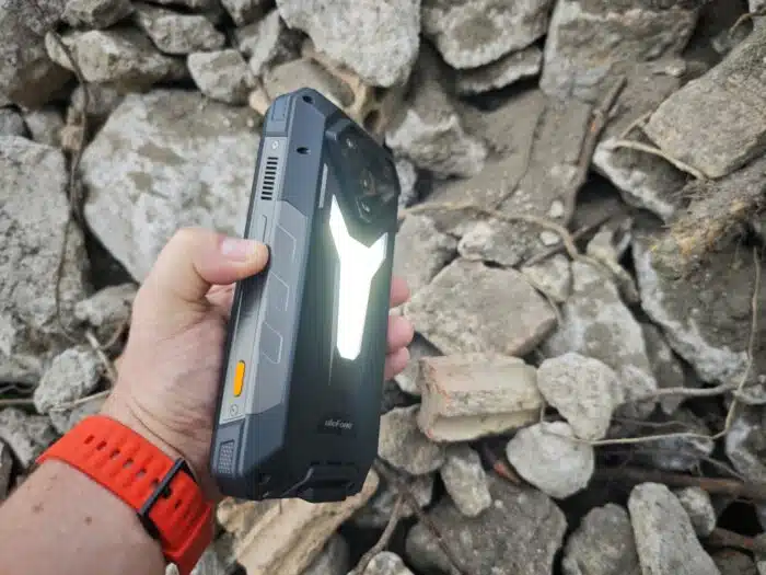 Ulefone Armor 34 Pro LED Licht 1100 Lumen auf der Rückseite