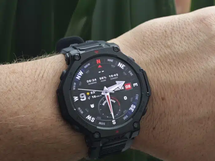 Amazfit T-Rex 3 Pro am Handgelenk