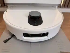 XIAOMI Robot Vacuum 5
Laserturm ausgefahren