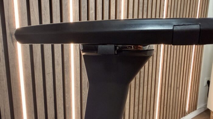 Argon Com4 Gaming Stuhl
Armstützen