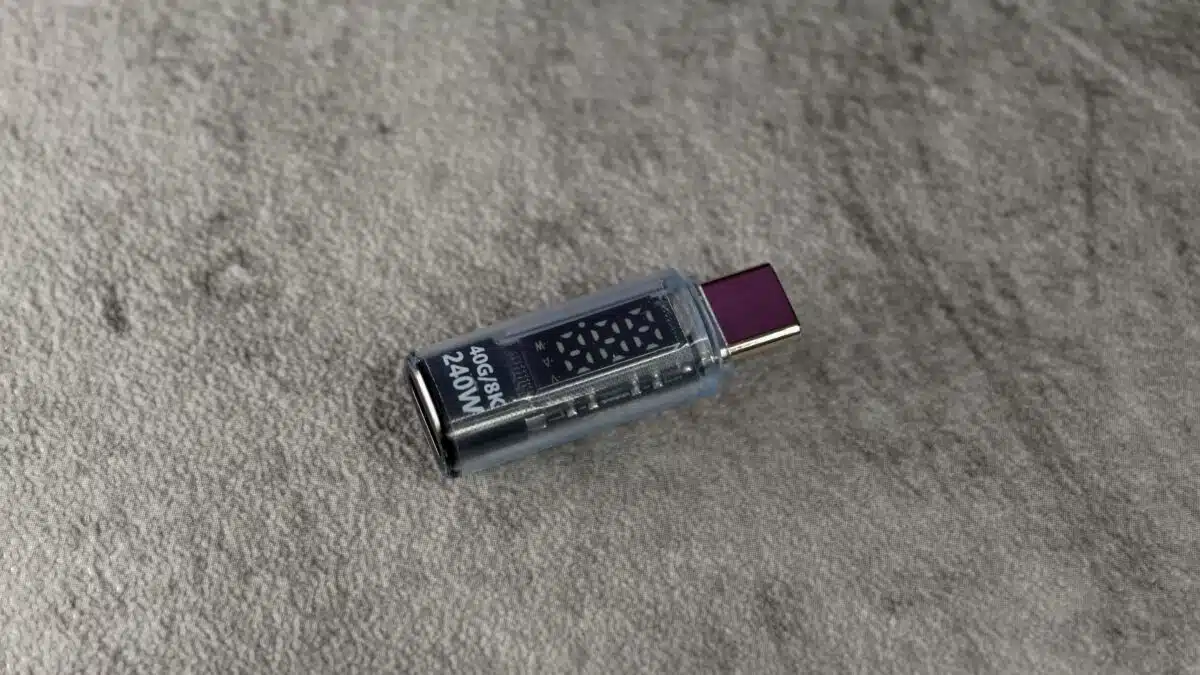 USB-C Adapter mit Leistungsmessung