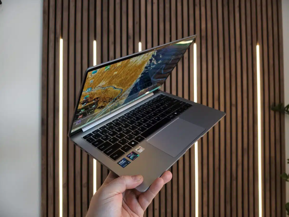 GEEKOM GeekBook X14 Pro 14-Zoll