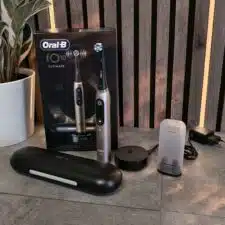 Oral-B iO 10 Gold Edition