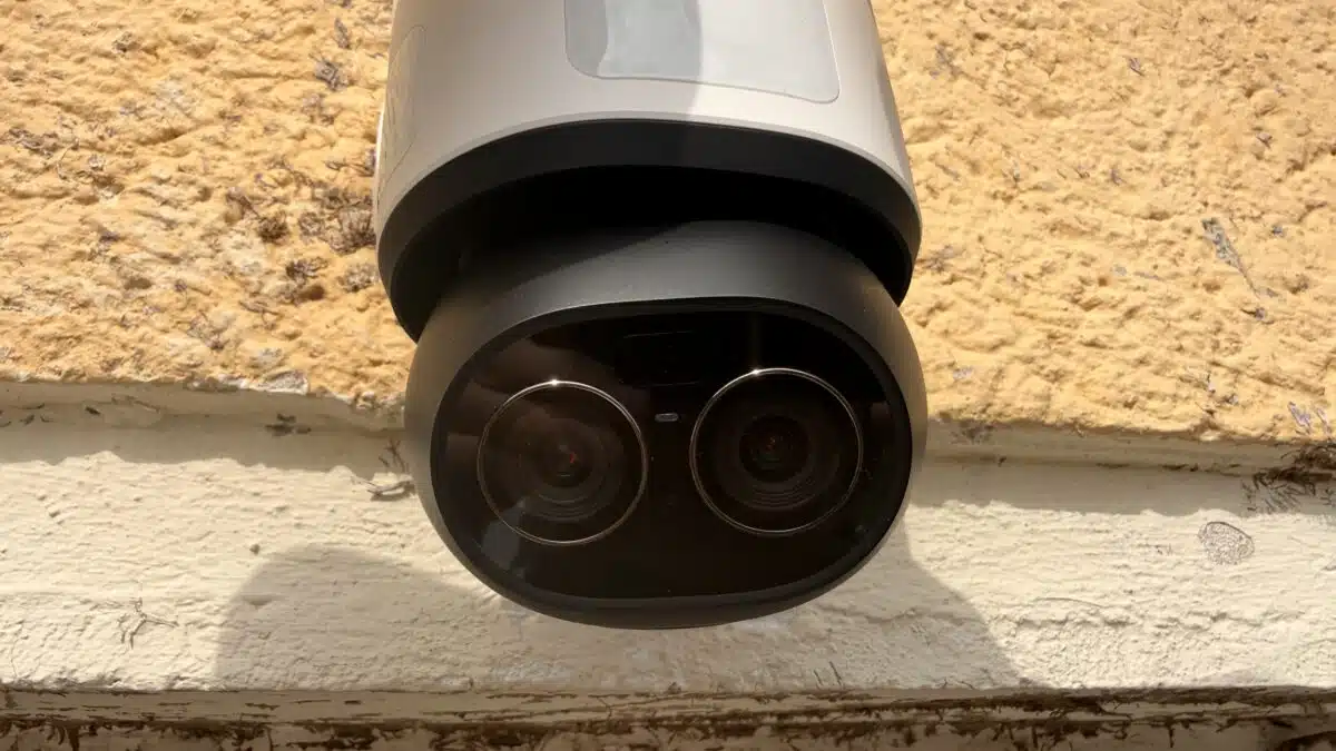 Reolink TrackFlex Floodlight WiFi