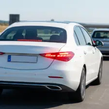 Adaptives Bremslicht: Ab Juli 2026 Pflicht für Neuwagen in der EU