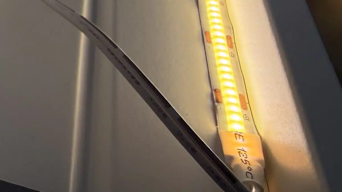 COB-LED-Streifen mit Zigbee 3.0 Controller