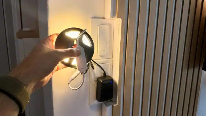 COB-LED-Streifen mit Zigbee 3.0 Controller